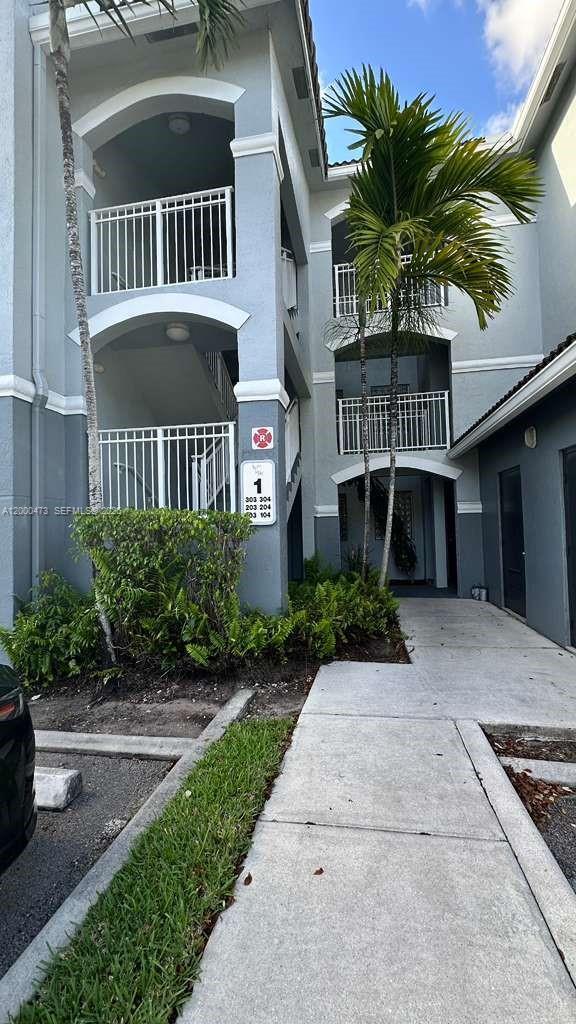 Photo - 9645 NW 1st Ct Unit 1-303
