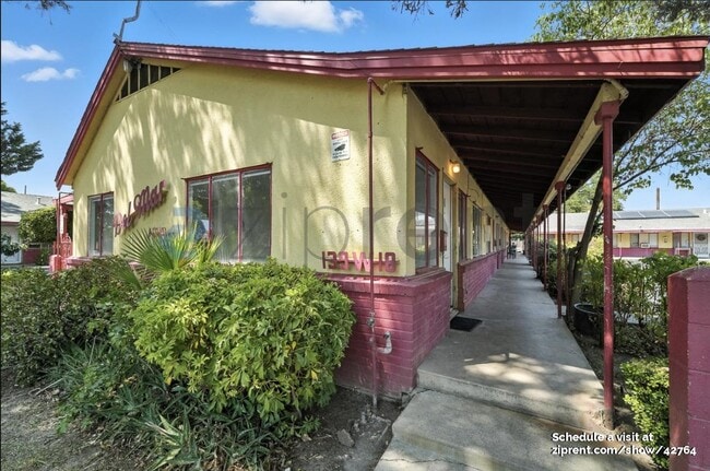 Photo - 139 W 18th St Condo