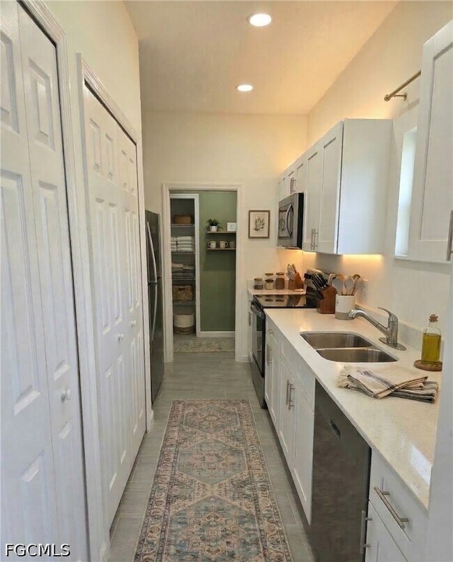 Photo - 3405 10th St SW