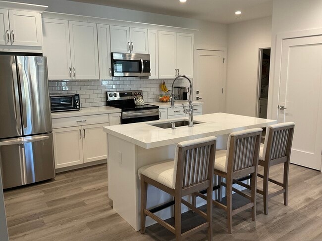 Photo - 528 Black Rock Tpke Unit 307