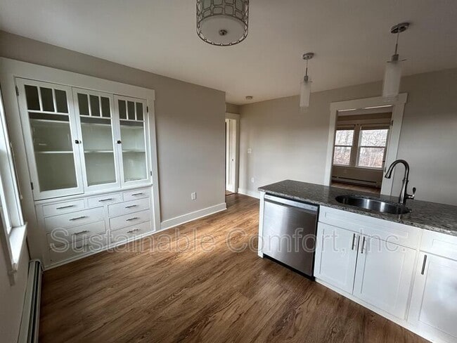 Photo - 38 Shamrock St