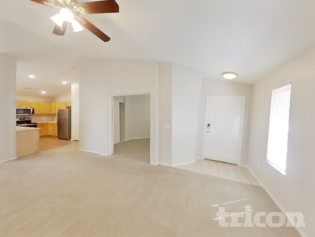 Photo - 8520 W Sonora St