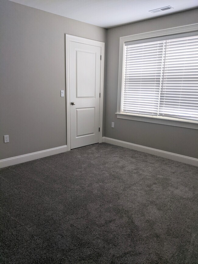 Photo - 18 Borselli Dr Unidad 6