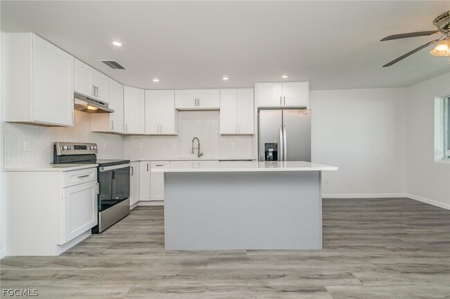 Photo - 1300 Estero Blvd Unit 205