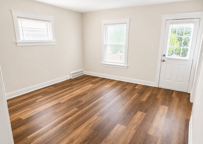 Photo - 3428 W 65th St Unidad 1
