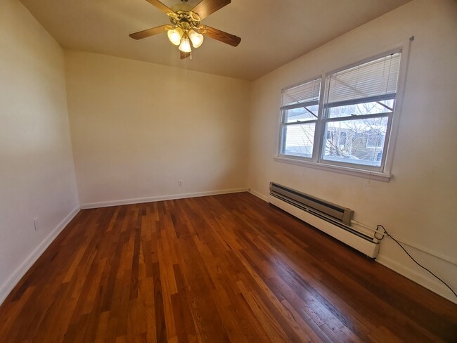 Photo - Burton 6-Plex Unit 3