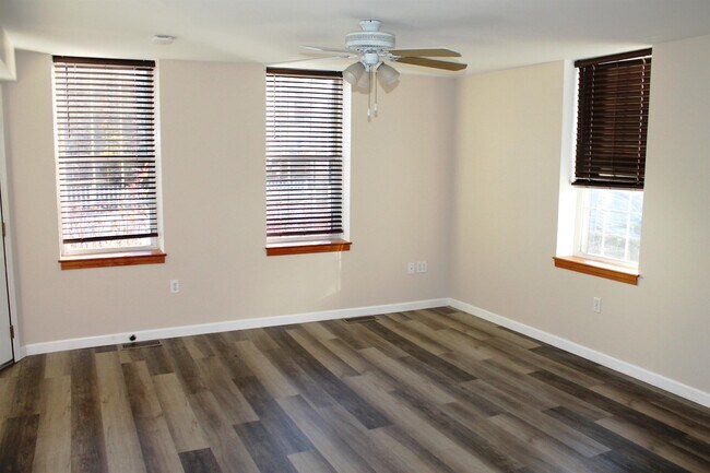 Photo - 57 S Mast St Unit 2