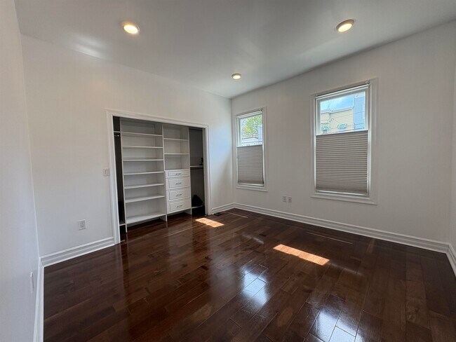 Photo - 232 Bowers St Unit 1