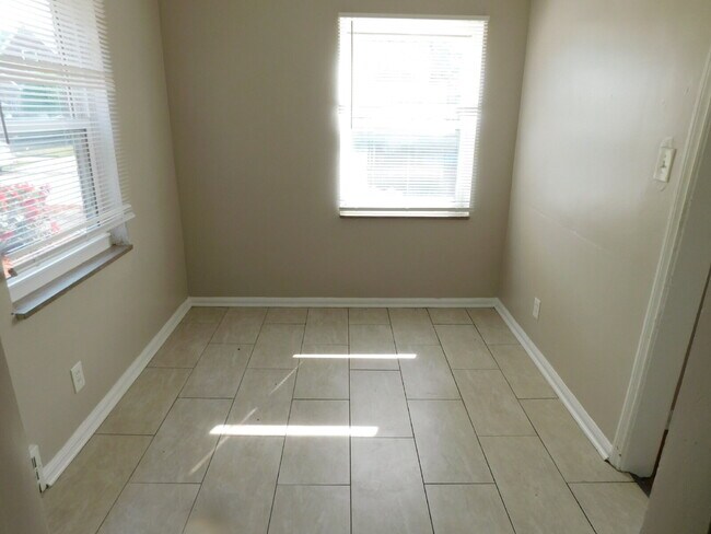 Photo - Move In Ready Brick Ranch