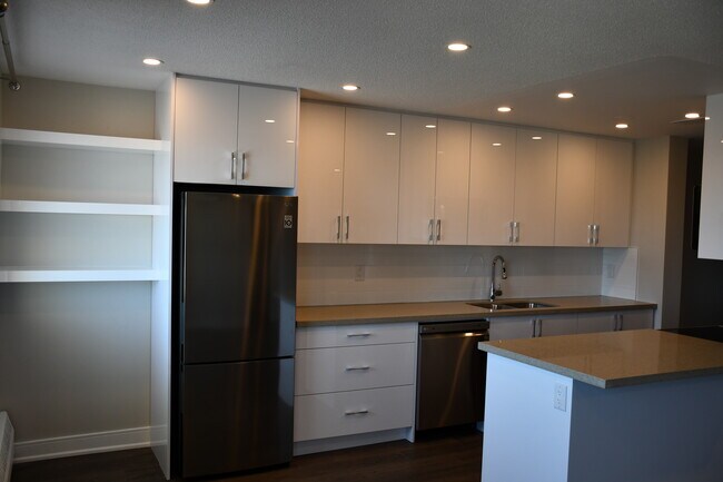 Photo - Marine Square East