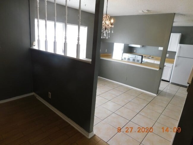 Photo - Nice 3 bedrooms, 2 full baths with half ba...