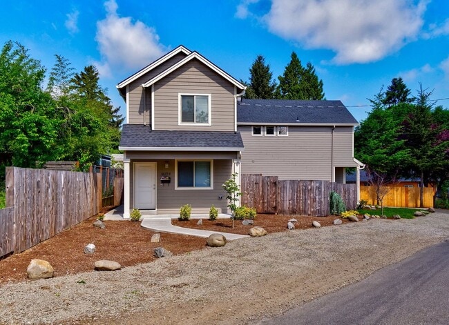 TRENDY TRIANGLE - TRENDY TRIANGLE House