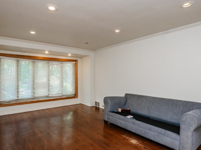Photo - 3719 W 81st Pl