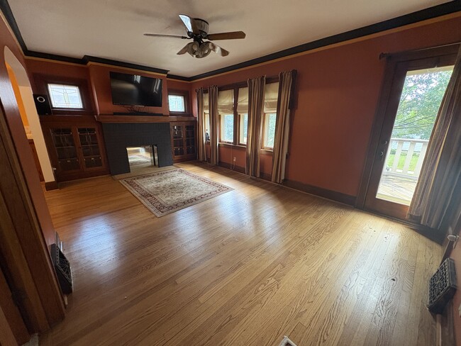 Building Photo - 2862 N 52nd St Rental