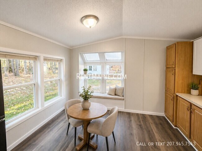 Photo - 799 Stillwater Ave