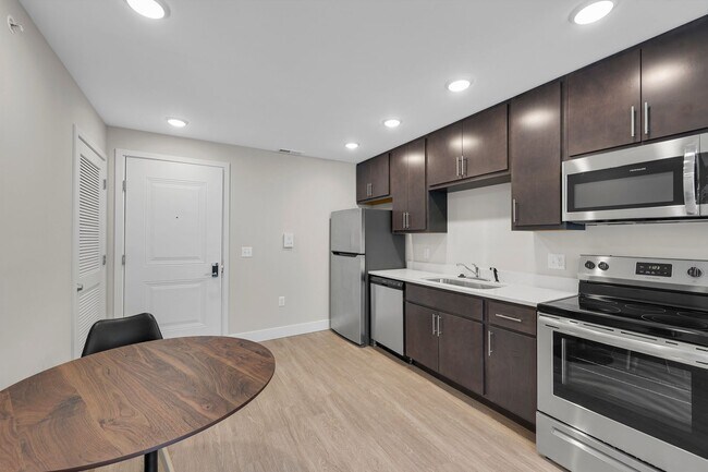 Photo - 507 W Springfield Ave