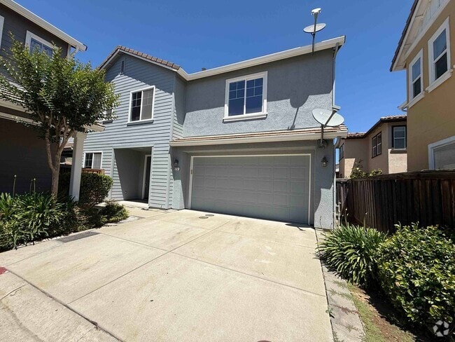Building Photo - Great 3 Bedroom In Elk Grove Rental
