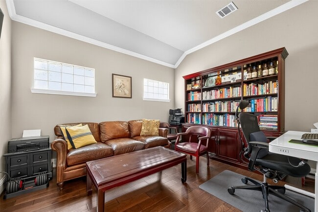 Photo - 14 Cottage Glen Ln