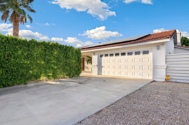 Photo - 2880 E San Angelo Rd