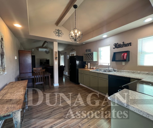 Photo - 1 Bedroom, 1 Bath apartment Unit A