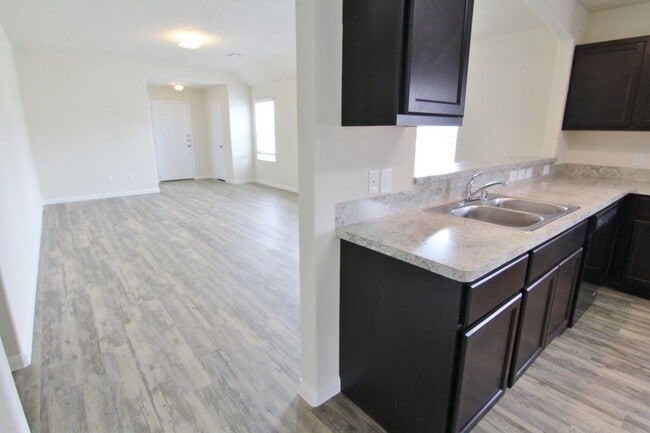 Photo - 10010 Piave Drive