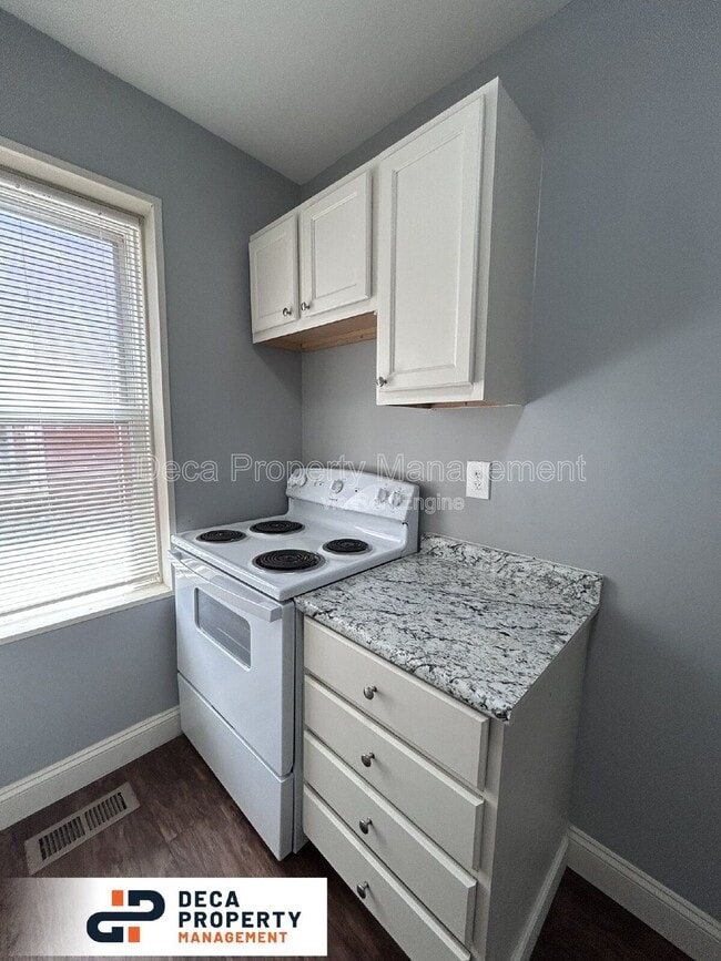Photo - 4227 Ellenwood Ave Unit 101
