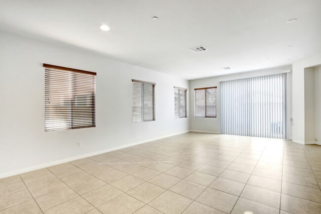Photo - 5428 Novara Ave