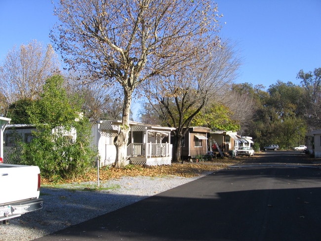 Photo - Safari Mobile Home Park