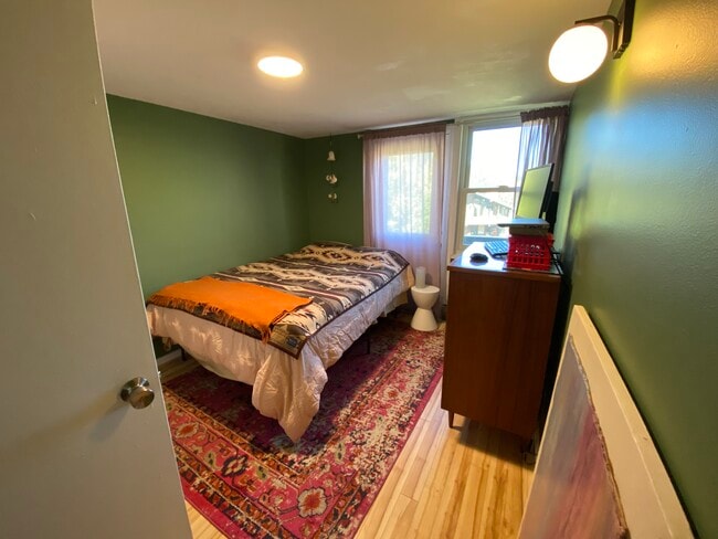 Photo - 136 Lance Ln