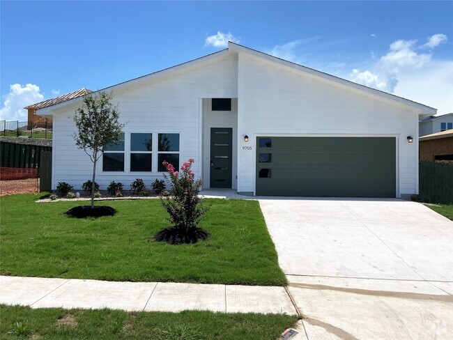 Building Photo - 9705 Evening Canopy Dr Rental