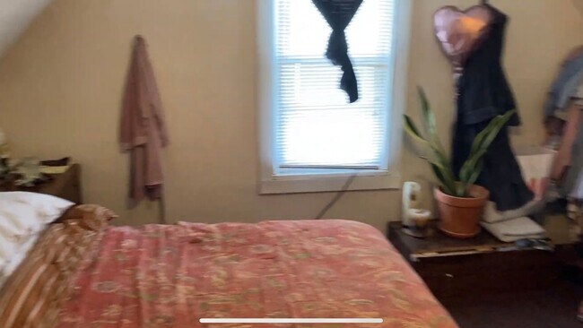 Photo - 2661-61B N Fratney St Unit Rear Cottage