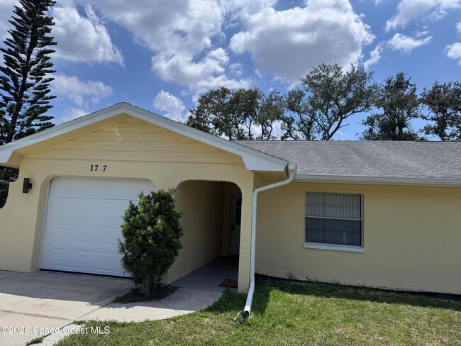 Building Photo - 1717 Bruman Terrace