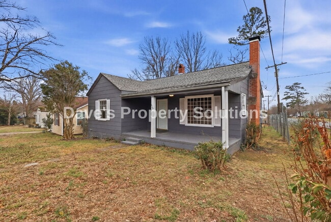 Photo - Beautifully updated and ready for its new tenants!