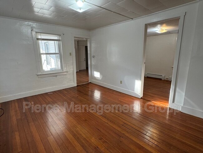Photo - 120 Elm St Unit 1
