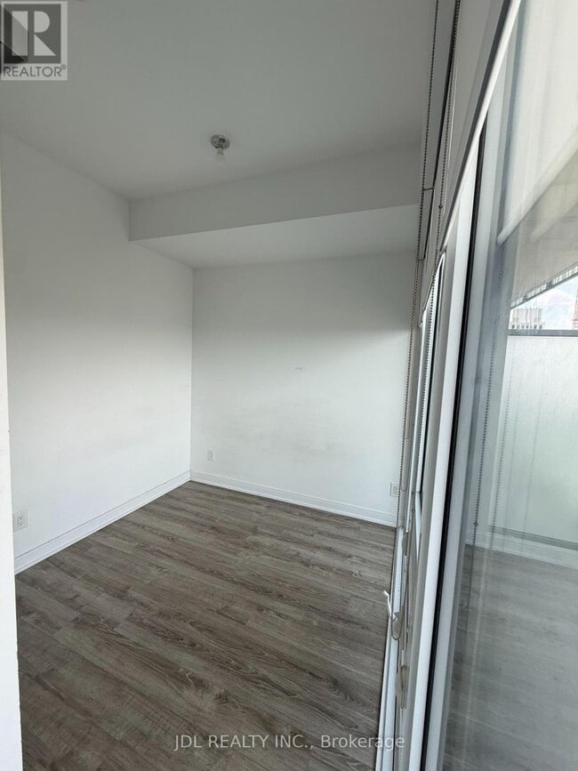 Photo - 42 Charles St E Unit 4008