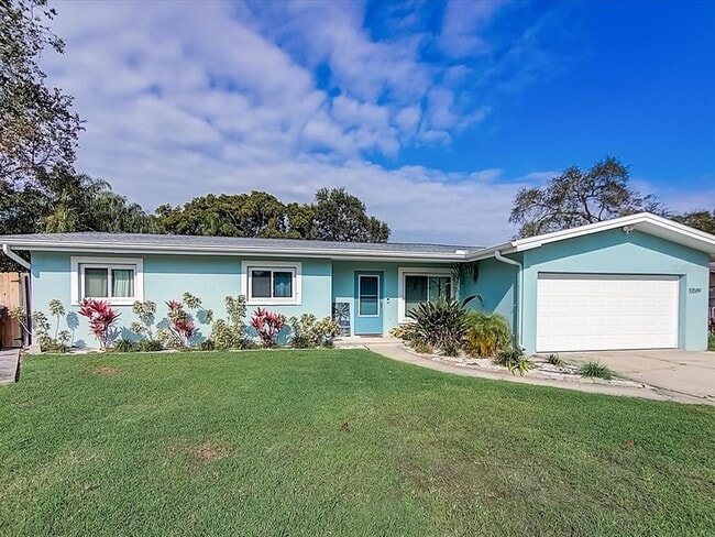 Photo - 13589 Croft Dr S