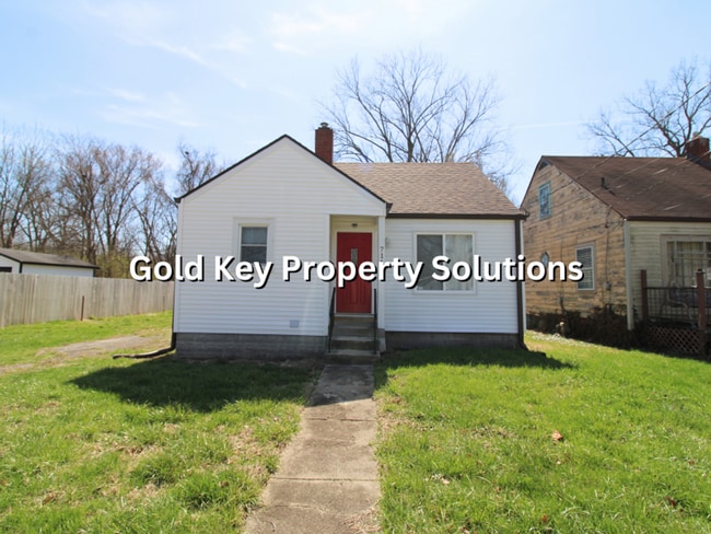 Building Photo - 2 BR 1 BA House with New Flooring and Paint (SECTION 8 APPROVED)