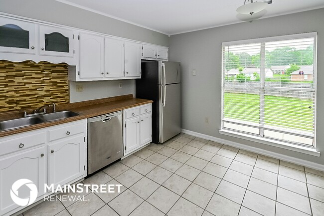 Photo - 3740 Ramblewood Dr