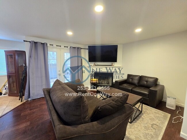 Photo - 2311 Kent Des Moines Rd