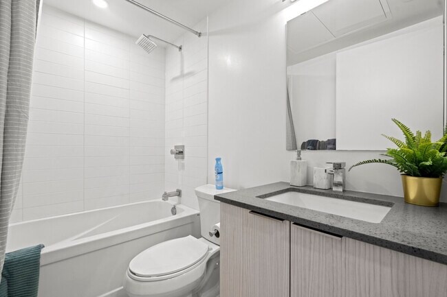 Photo - 34 Maitland St Unit ID1345758P