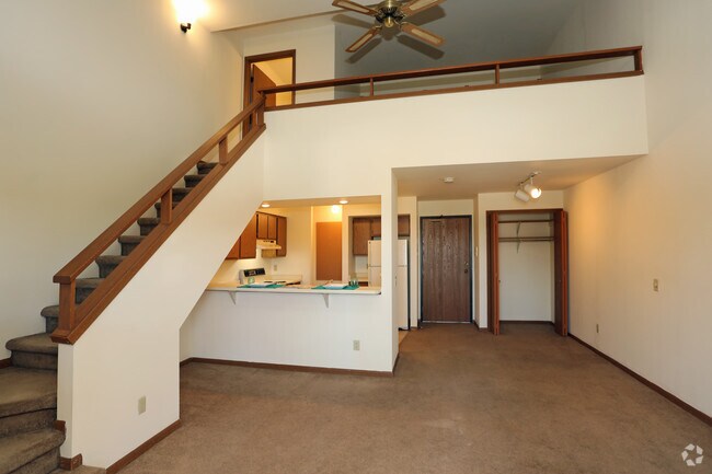 Sala de estar - Big Sky Manor & High Point Manor