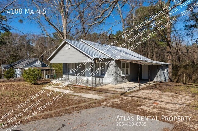 Photo - 4108 Main St