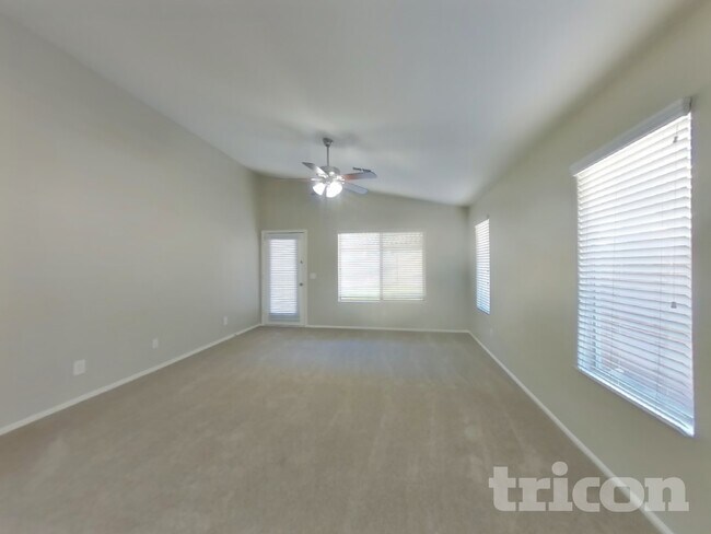 Photo - 4012 S 56th Ave