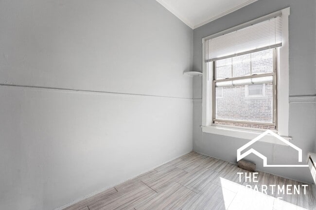 Photo - 3271 W Wrightwood Ave Unit 3R