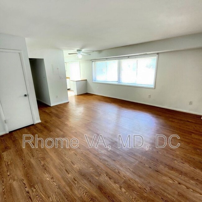 Photo - 3220 S 28th St Unit #204