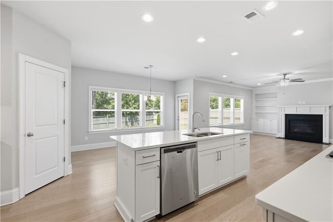 Photo - 781 Belerose Ln