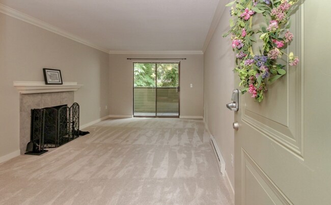 Photo - Beautiful 2 Bed Des Moines Condo with Amaz... Unidad B205