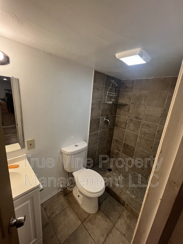Photo - 1202 Division Ave