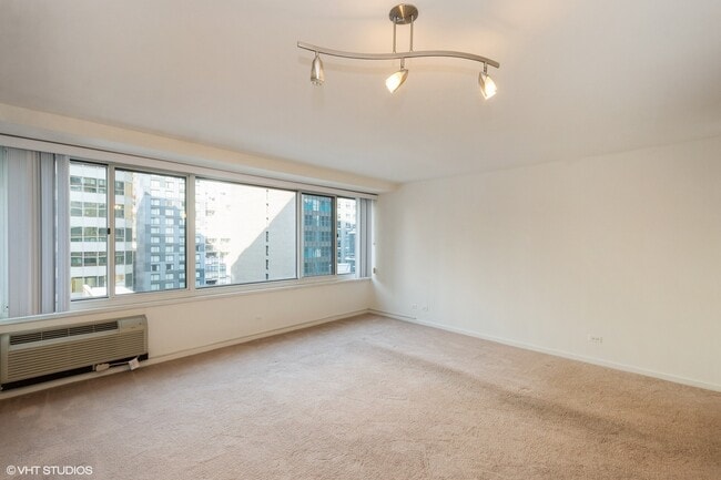 Photo - 211 E Ohio St Unit 1504