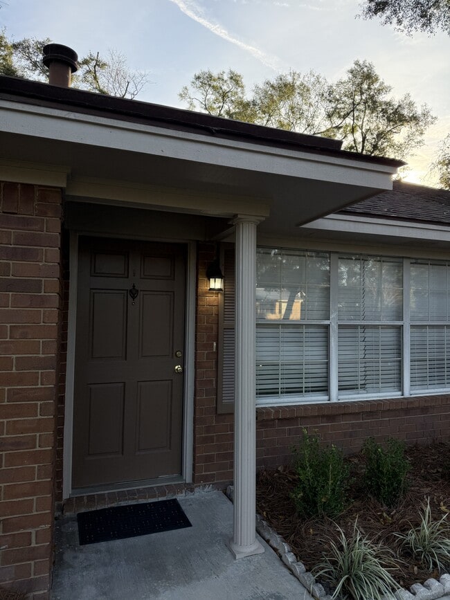 Photo - 1008 Old Oatland Island Rd